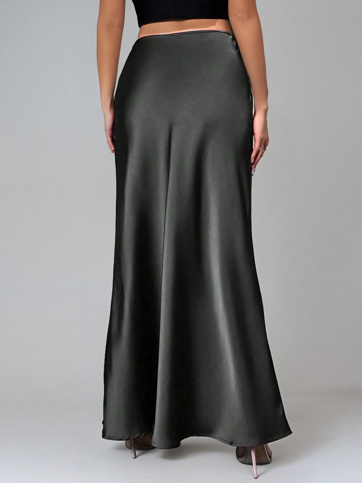 Zayra skirt | Satin Maxi skirt