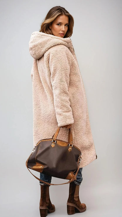 Amelia Wool Coat | Timeless Elegant