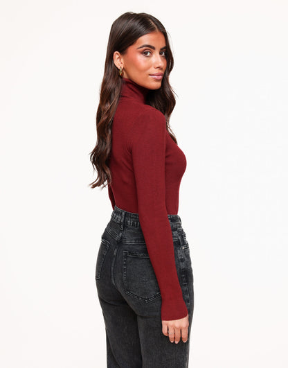 Nora | Classic Turtle Neck