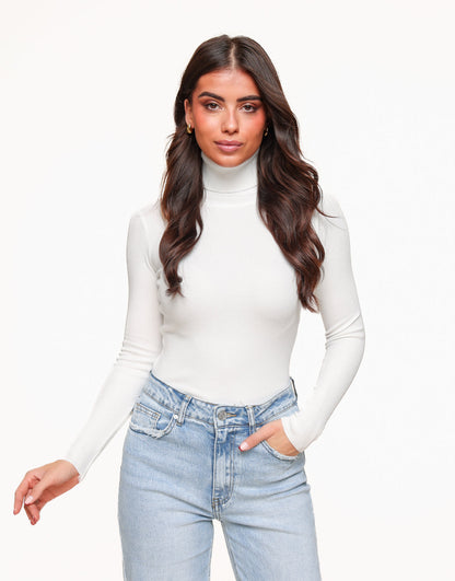 Nora | Classic Turtle Neck