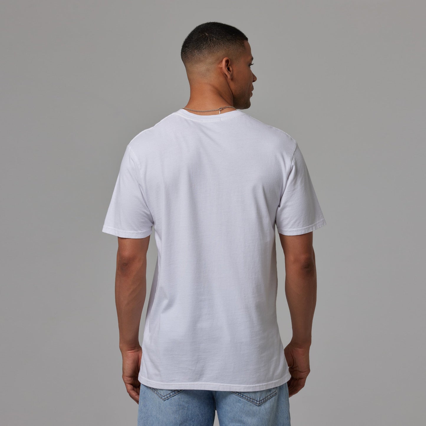 Jake | Essential Comfort T-shirt 