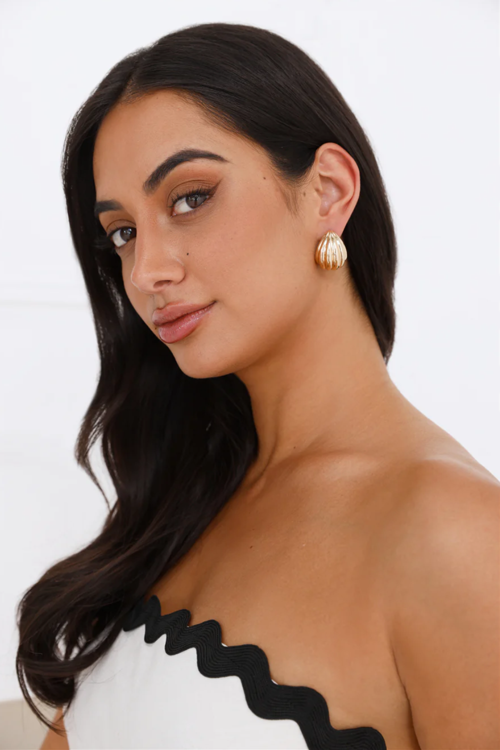 Solara | Statement studs 