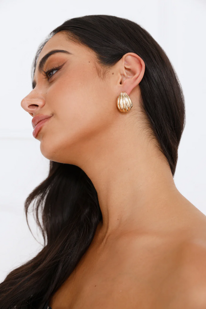 Solara | Statement studs 
